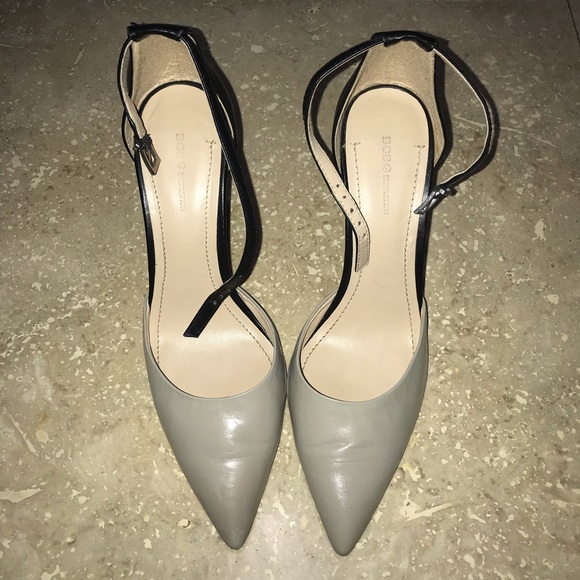 BCBGeneration PL-Dillyn Two Tone Closed Toe Heels Size 9 - Picture 15 of 16